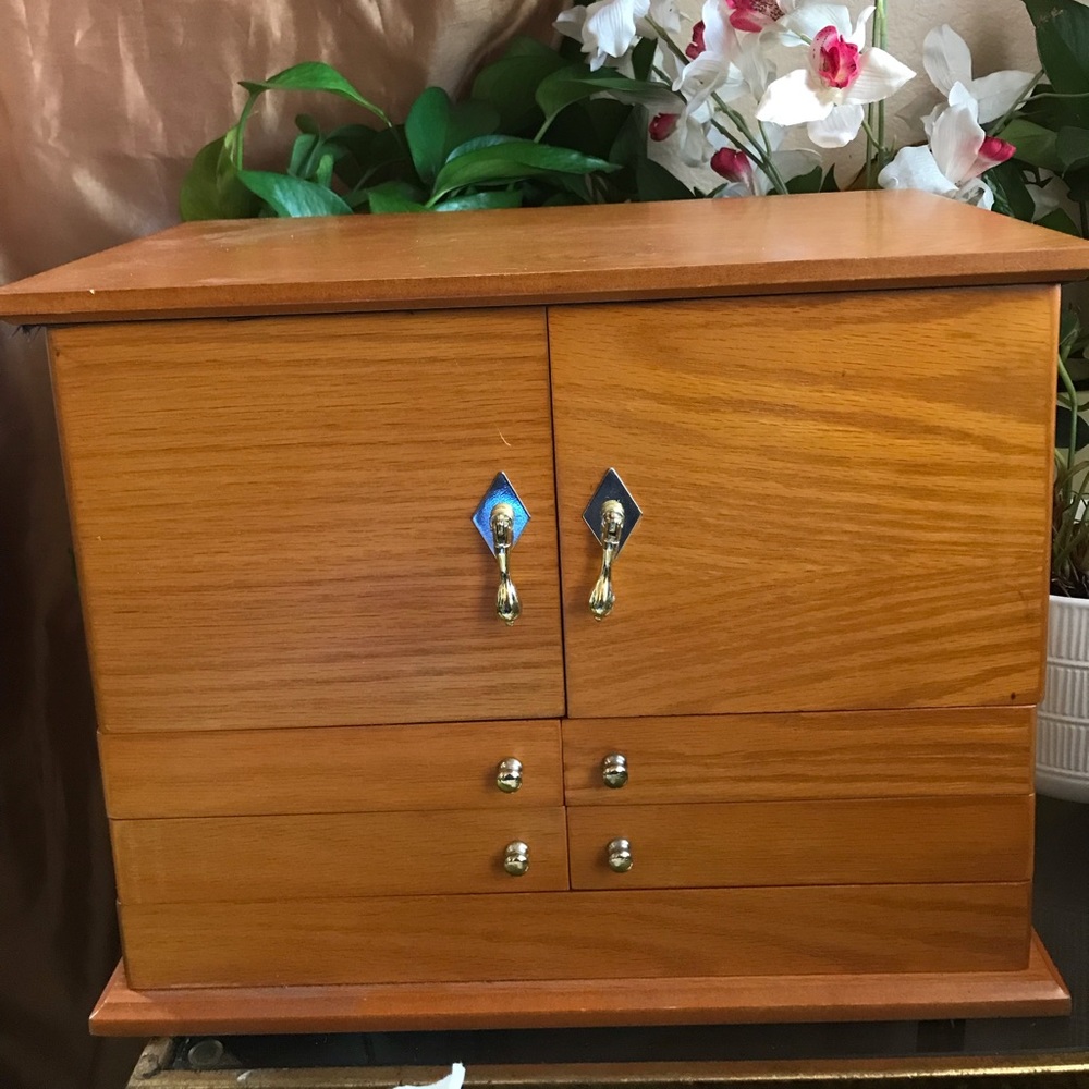 Vintage wooden jewelry Box by Clever & Unique Creations by Lori  Greiner.